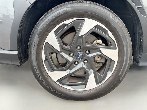 Used 2024 Subaru Crosstrek 2.5i Limited AWD/4WD image 29