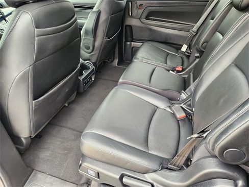 Certified 2023 Honda Odyssey Touring image 12