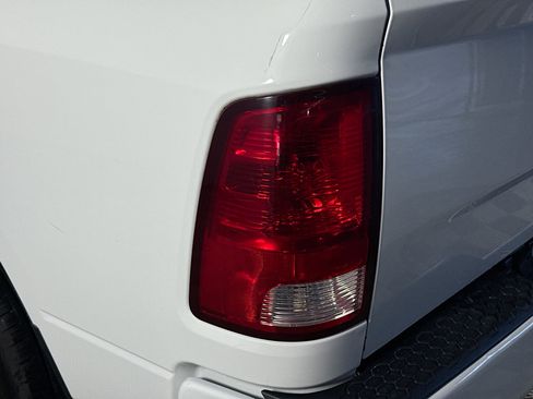 Used 2019 RAM 1500 Express image 35