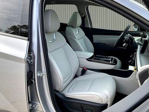 New 2026 Hyundai Tucson Limited image 8