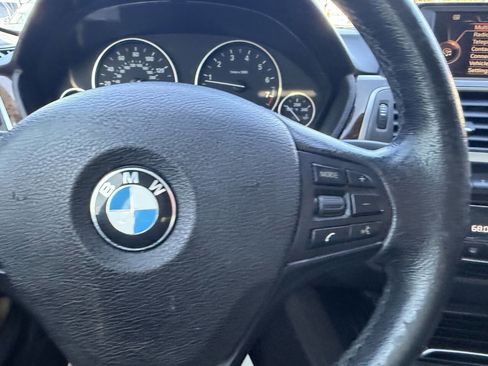 Used 2016 BMW 320i xDrive Sedan image 27