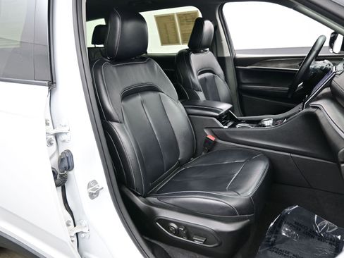 Used 2022 Jeep Grand Cherokee L Limited image 14