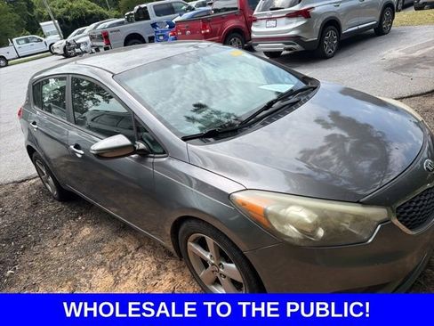 Used 2016 Kia Forte LX FWD image 3