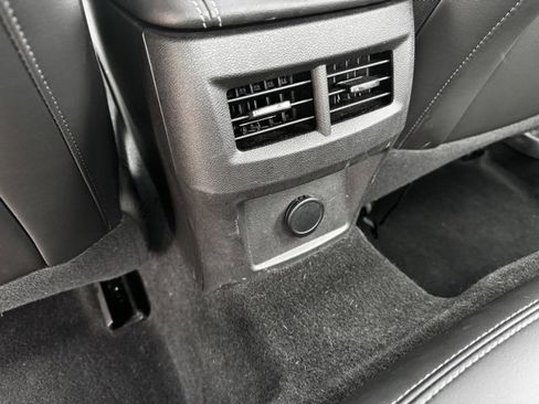 Certified 2022 Cadillac CT4 Luxury w/ Sun And Sound Package image 9