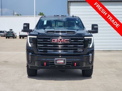 Used 2024 GMC Sierra 2500 AT4 w/ AT4 Premium Plus Package AWD/4WD image 3