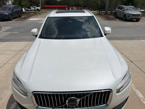 Used 2021 Volvo XC90 T6 Momentum w/ Advanced Package AWD/4WD image 2
