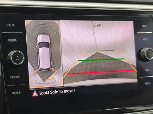 Used 2019 Volkswagen Atlas SEL Premium image 7