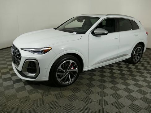 Used 2025 Audi SQ5 Premium Plus w/ Premium Plus Package AWD/4WD image 7