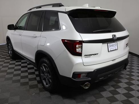 Used 2025 Honda Passport TrailSport image 5