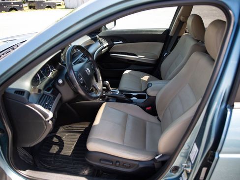 Used 2013 Honda Crosstour EX-L image 21