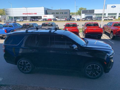 Used 2022 Chevrolet Tahoe RST w/ Luxury Package image 4