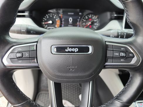 Certified 2022 Jeep Compass Latitude w/ Convenience Group FWD image 27