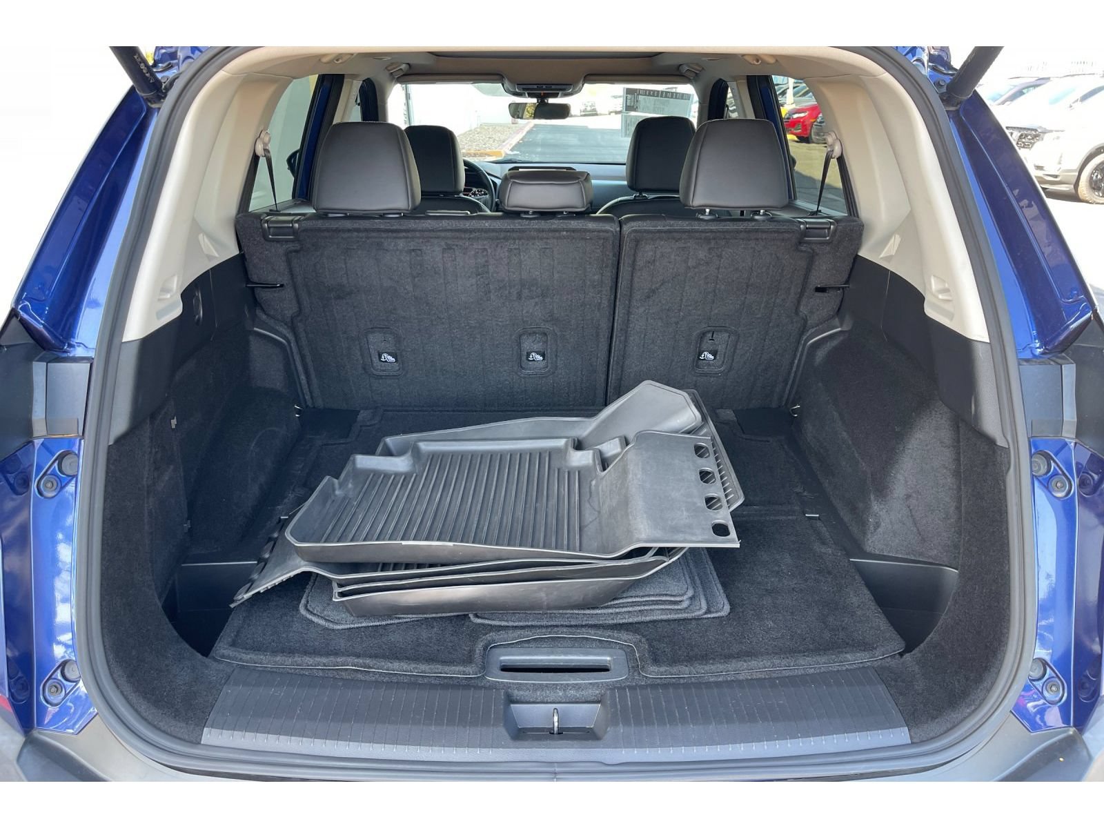 Used 2023 Nissan Rogue SL w/ SL Premium Package FWD image 17