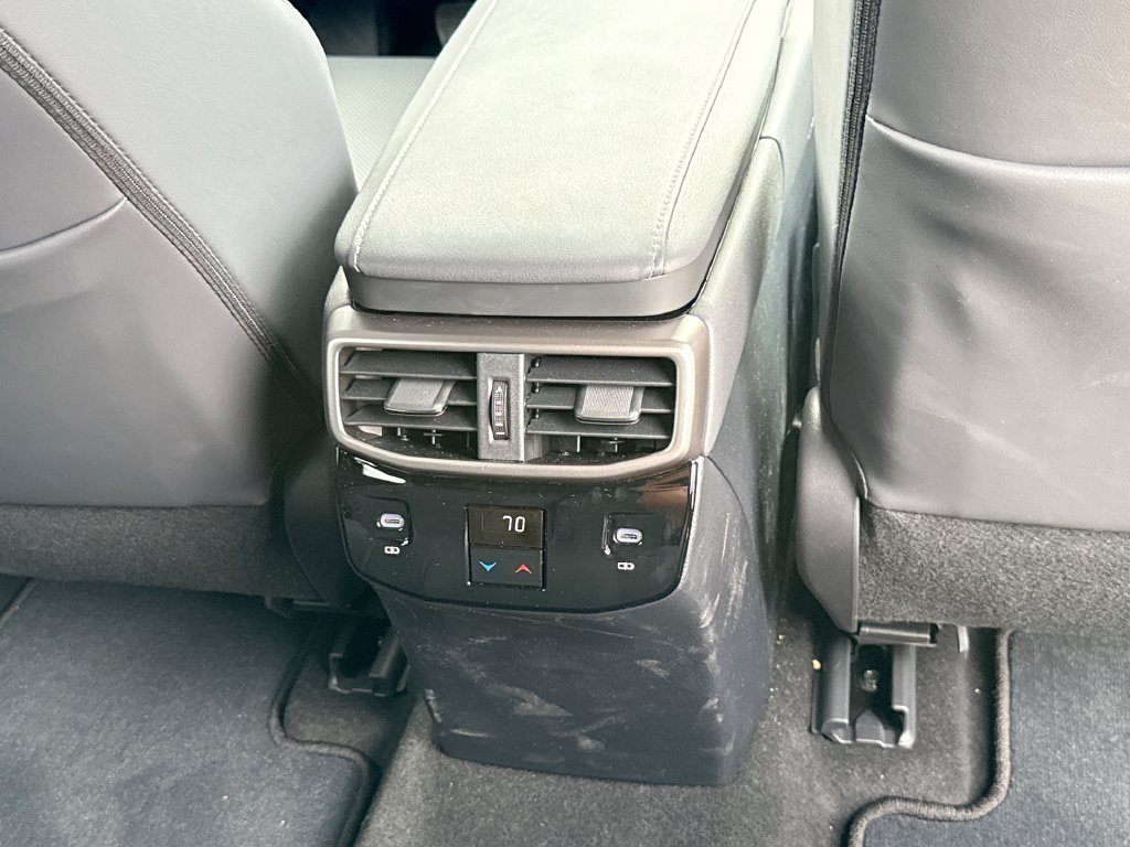 Used 2026 Lexus RX 350 Premium w/ Accessory Package (Z1) FWD image 18