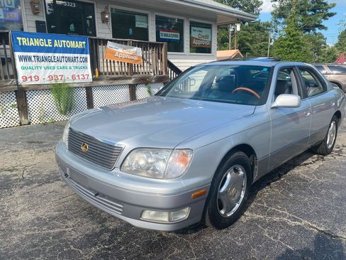 Used 1999 Lexus LS 400 RWD image 1