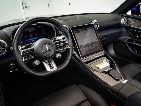 Certified 2023 Mercedes-Benz SL 43 AMG image 4