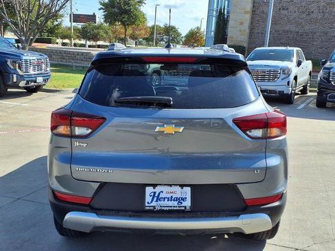 Used 2022 Chevrolet TrailBlazer LT FWD image 23