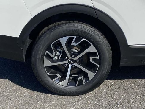 New 2025 Kia Sportage EX AWD/4WD image 7