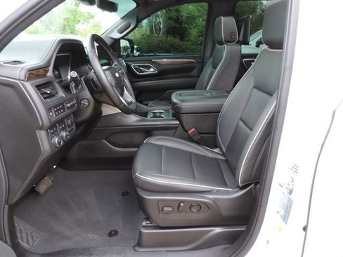 Certified 2023 Chevrolet Tahoe Premier w/ Premium Package image 23