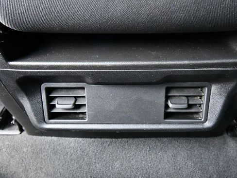 Used 2024 Chevrolet Silverado 2500 LT image 34