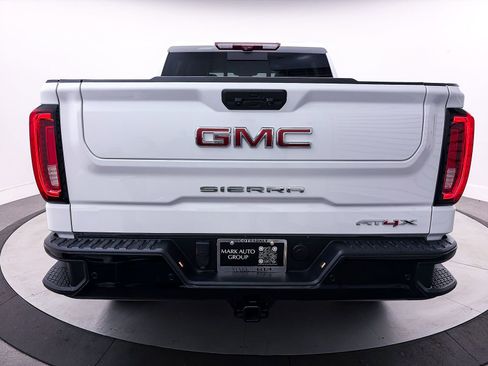 Used 2025 GMC Sierra 1500 AT4X image 18