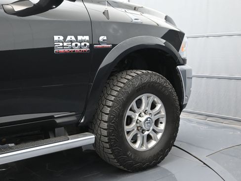 Used 2018 RAM 2500 Laramie w/ Off Road Package image 48