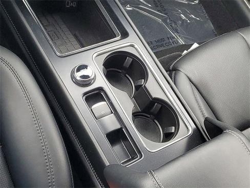 Certified 2023 Lincoln Corsair AWD w/ Equipment Group 101A image 24