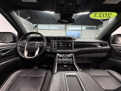 Used 2023 GMC Yukon Denali image 15