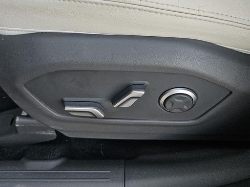 Used 2024 Hyundai Santa Fe Limited FWD image 30