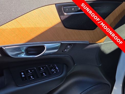 Used 2025 Volvo XC90 B6 Plus w/ Protection Package Premier image 15