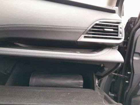 Used 2020 Subaru Outback Limited image 37