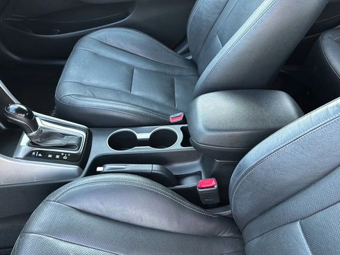 Used 2014 Hyundai Elantra GT w/ Option Group 02 image 11