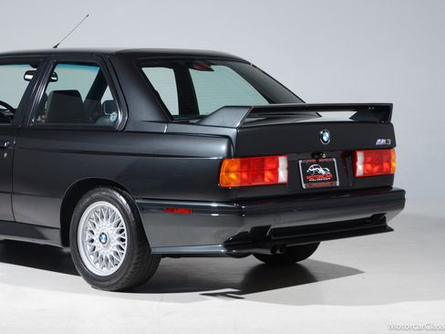Used 1990 BMW M3 Coupe image 12
