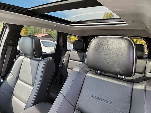 Used 2021 Jeep Grand Cherokee Summit image 10