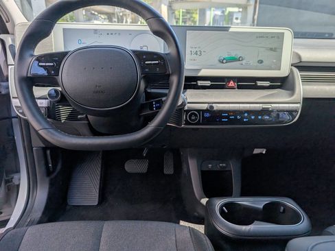 Used 2024 Hyundai Ioniq 5 SEL AWD/4WD image 10