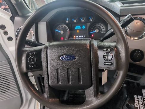 Used 2015 Ford F250 XLT w/ XLT Interior Package image 11