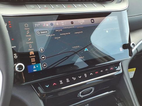 New 2026 Jeep Grand Cherokee Limited image 25