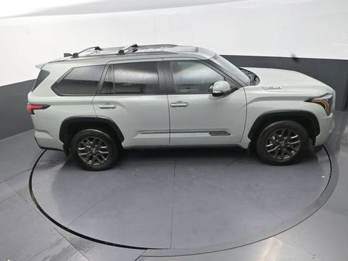 Used 2026 Toyota Sequoia Platinum AWD/4WD image 30