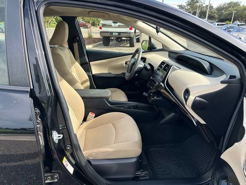Used 2021 Toyota Prius LE FWD image 37