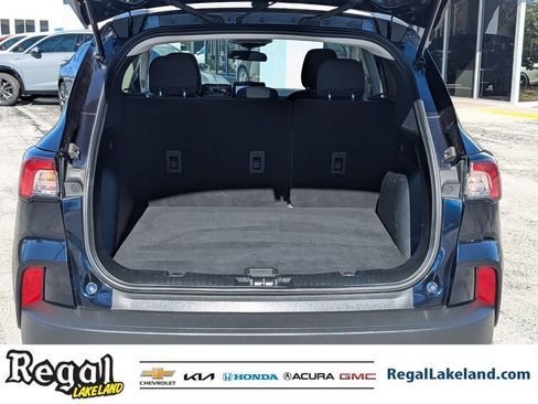 Used 2021 Ford Escape SE w/ Cold Weather Package image 8