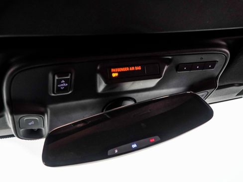 Used 2017 Chevrolet Camaro SS image 34