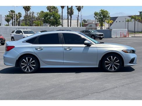 Used 2023 Honda Civic EX image 7
