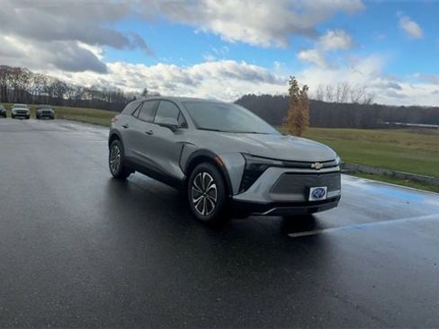 New 2025 Chevrolet Blazer EV LT image 2