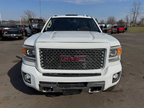 Used 2015 GMC Sierra 2500 Denali image 8