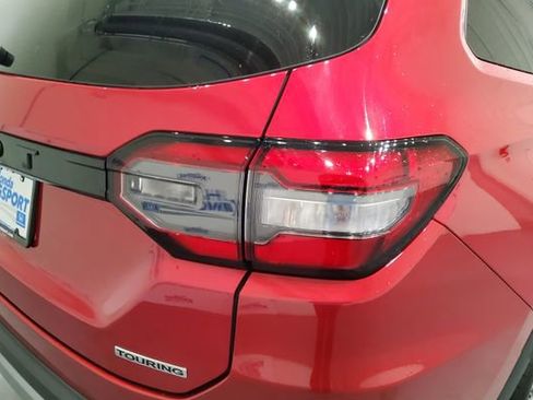 Certified 2025 Honda Pilot Touring image 7