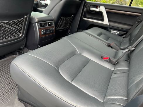 Certified 2020 Toyota Land Cruiser Heritage Edition AWD/4WD image 18