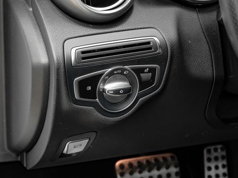 Used 2020 Mercedes-Benz C 300 Cabriolet image 21