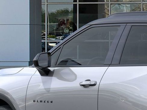 New 2026 Chevrolet Blazer LT w/ Convenience Package image 12