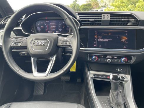 Used 2021 Audi Q3 2.0T Premium image 14
