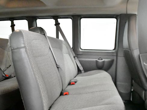 Used 2023 Chevrolet Express 3500 LS image 18